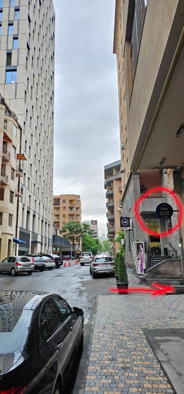 Avenue Hostel 耶烈万 外观 照片